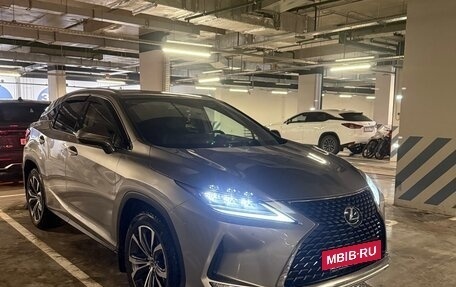 Lexus RX IV рестайлинг, 2020 год, 5 500 000 рублей, 3 фотография