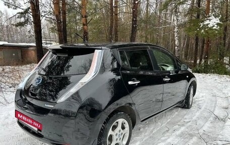 Nissan Leaf I, 2012 год, 7 000 000 рублей, 5 фотография