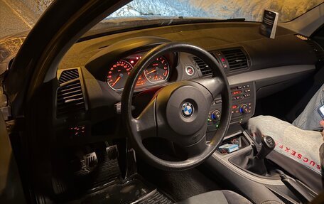 BMW 1 серия, 2005 год, 550 000 рублей, 7 фотография