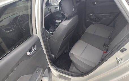 Hyundai Solaris II рестайлинг, 2018 год, 1 390 000 рублей, 6 фотография