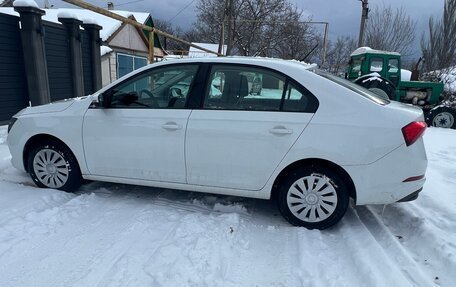 Skoda Rapid II, 2021 год, 1 569 000 рублей, 2 фотография