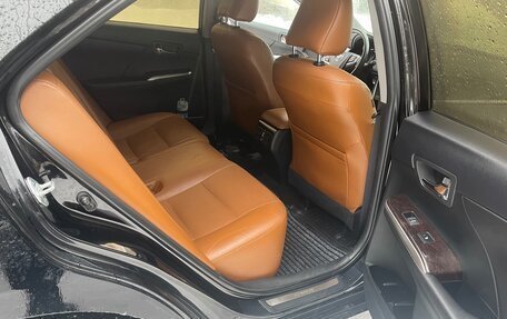 Toyota Camry, 2017 год, 2 400 000 рублей, 6 фотография