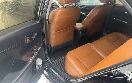 Toyota Camry, 2017 год, 2 400 000 рублей, 2 фотография