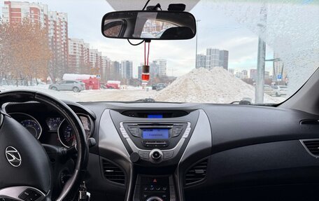 Hyundai Elantra V, 2012 год, 900 000 рублей, 8 фотография