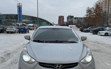 Hyundai Elantra V, 2012 год, 900 000 рублей, 4 фотография
