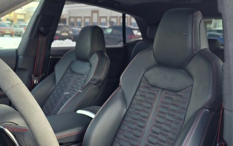 Audi RS Q8 I, 2021 год, 13 000 000 рублей, 10 фотография