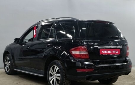 Mercedes-Benz M-Класс, 2009 год, 1 630 000 рублей, 7 фотография