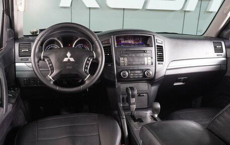 Mitsubishi Pajero IV, 2011 год, 1 699 000 рублей, 6 фотография