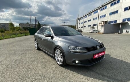 Volkswagen Jetta VI, 2014 год, 1 170 000 рублей, 1 фотография