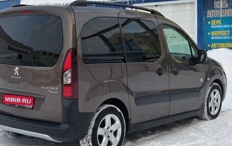 Peugeot Partner II рестайлинг 2, 2012 год, 800 000 рублей, 1 фотография