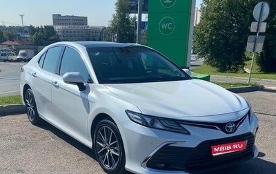 Toyota Camry, 2023 год, 3 990 000 рублей, 1 фотография
