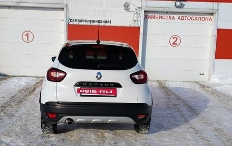 Renault Kaptur I рестайлинг, 2021 год, 1 755 555 рублей, 2 фотография