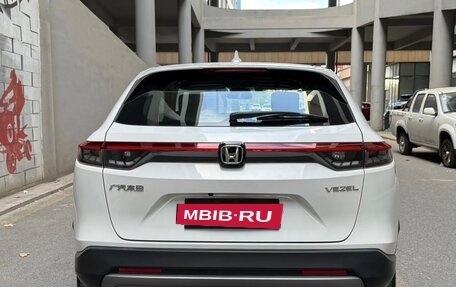 Honda Vezel, 2023 год, 2 070 000 рублей, 5 фотография