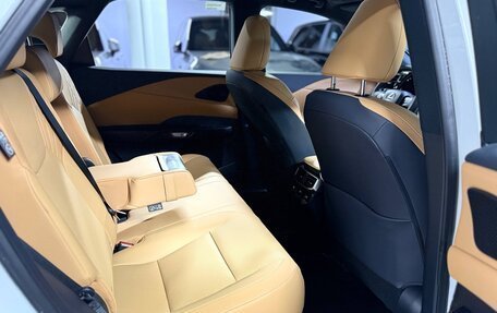 Lexus RX IV рестайлинг, 2025 год, 7 499 999 рублей, 23 фотография