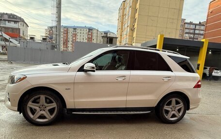 Mercedes-Benz M-Класс, 2012 год, 2 250 000 рублей, 6 фотография