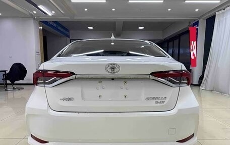 Toyota Corolla, 2022 год, 1 795 000 рублей, 5 фотография