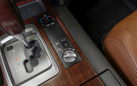 Toyota Land Cruiser 200, 2014 год, 4 400 000 рублей, 21 фотография