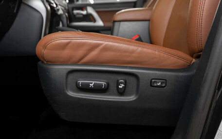 Toyota Land Cruiser 200, 2014 год, 4 400 000 рублей, 19 фотография