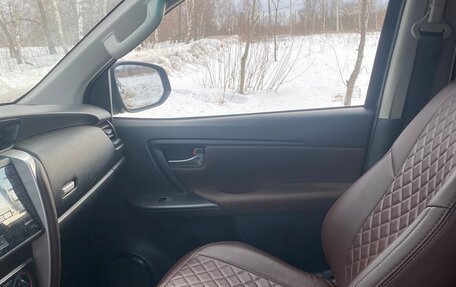 Toyota Fortuner II, 2018 год, 3 300 000 рублей, 7 фотография