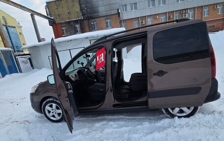 Peugeot Partner II рестайлинг 2, 2012 год, 800 000 рублей, 7 фотография