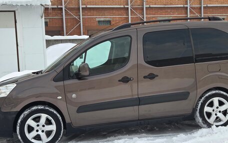 Peugeot Partner II рестайлинг 2, 2012 год, 800 000 рублей, 17 фотография