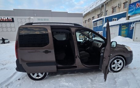 Peugeot Partner II рестайлинг 2, 2012 год, 800 000 рублей, 9 фотография