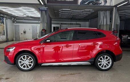 Volvo V40 Cross Country I, 2018 год, 1 800 000 рублей, 3 фотография