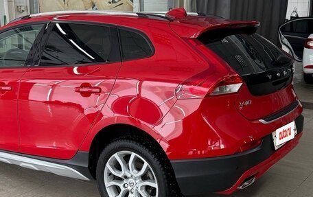 Volvo V40 Cross Country I, 2018 год, 1 800 000 рублей, 4 фотография