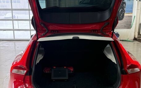 Volvo V40 Cross Country I, 2018 год, 1 800 000 рублей, 12 фотография