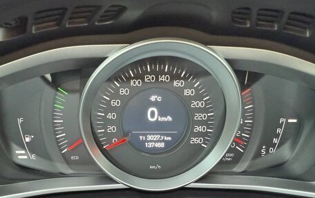 Volvo V40 Cross Country I, 2018 год, 1 800 000 рублей, 15 фотография