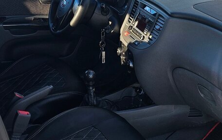 KIA Rio II, 2011 год, 680 000 рублей, 8 фотография