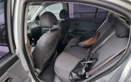 KIA Rio II, 2011 год, 680 000 рублей, 14 фотография