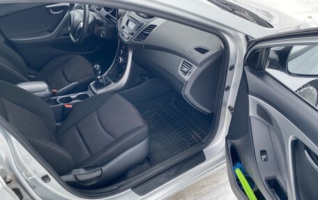 Hyundai Elantra V, 2015 год, 1 090 000 рублей, 14 фотография