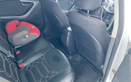 Hyundai Elantra V, 2015 год, 1 090 000 рублей, 12 фотография