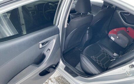 Hyundai Elantra V, 2015 год, 1 090 000 рублей, 11 фотография