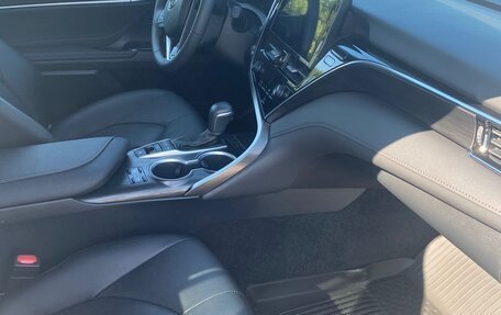 Toyota Camry, 2023 год, 3 990 000 рублей, 7 фотография