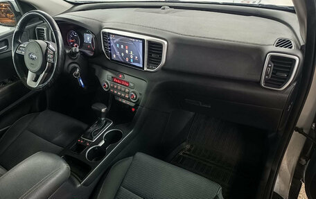 KIA Sportage IV рестайлинг, 2020 год, 2 499 000 рублей, 12 фотография