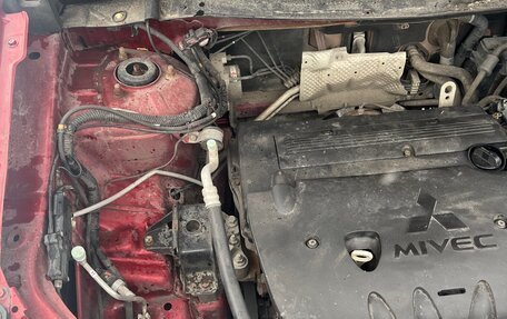 Mitsubishi Outlander III рестайлинг 3, 2013 год, 1 300 000 рублей, 18 фотография