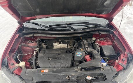 Mitsubishi Outlander III рестайлинг 3, 2013 год, 1 300 000 рублей, 17 фотография