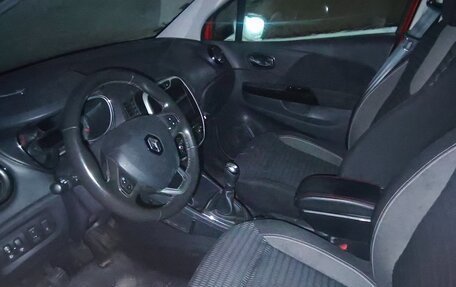 Renault Kaptur I рестайлинг, 2017 год, 700 000 рублей, 6 фотография