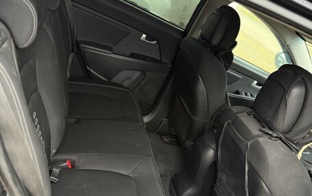 KIA Sportage III, 2011 год, 950 000 рублей, 7 фотография