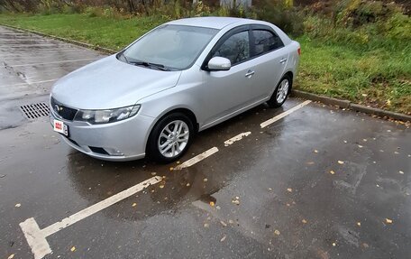 KIA Cerato III, 2010 год, 600 000 рублей, 3 фотография