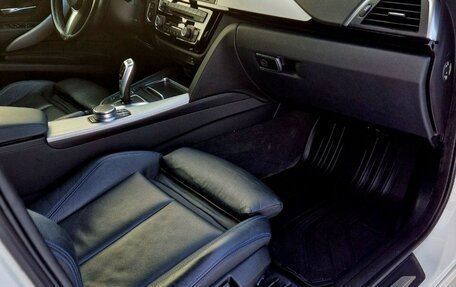 BMW 3 серия, 2019 год, 2 645 000 рублей, 11 фотография