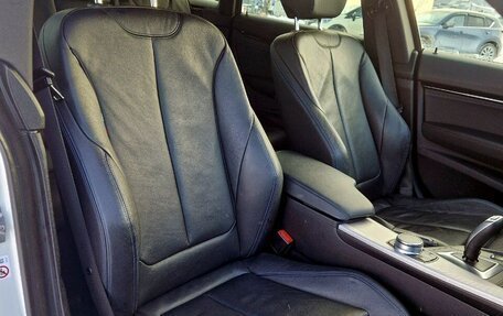 BMW 3 серия, 2019 год, 2 645 000 рублей, 12 фотография