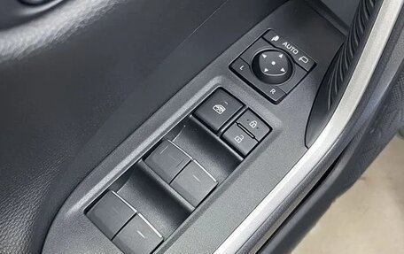 Toyota RAV4, 2025 год, 5 375 000 рублей, 23 фотография