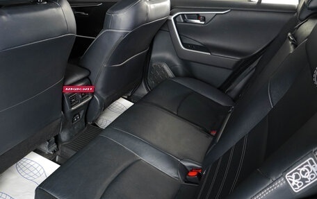 Toyota RAV4, 2020 год, 3 719 000 рублей, 9 фотография