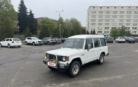 Mitsubishi Pajero III рестайлинг, 1987 год, 250 000 рублей, 3 фотография