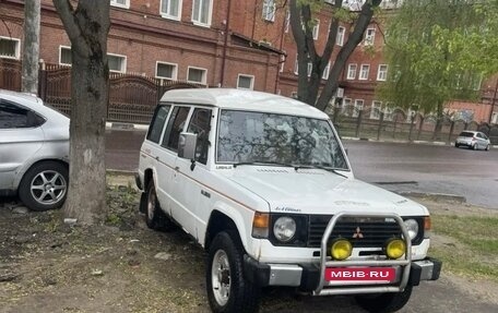 Mitsubishi Pajero III рестайлинг, 1987 год, 250 000 рублей, 2 фотография