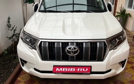 Toyota Land Cruiser Prado 150 рестайлинг 2, 2020 год, 6 550 000 рублей, 1 фотография