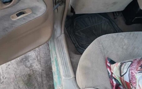 Mitsubishi Mirage VI рестайлинг, 1999 год, 100 000 рублей, 6 фотография